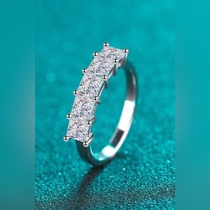 Romantic Surprise 2 Carat Moissanite Rhodium-Plated Ring